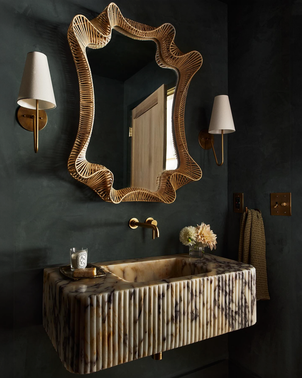 Portola Paints Image